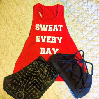 workout clothes, early morning workout, workout, fit mom, sweat everyday,