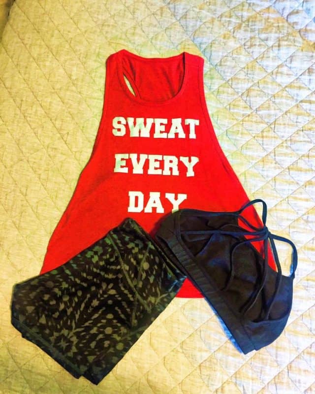 workout clothes, early morning workout, workout, fit mom, sweat everyday,